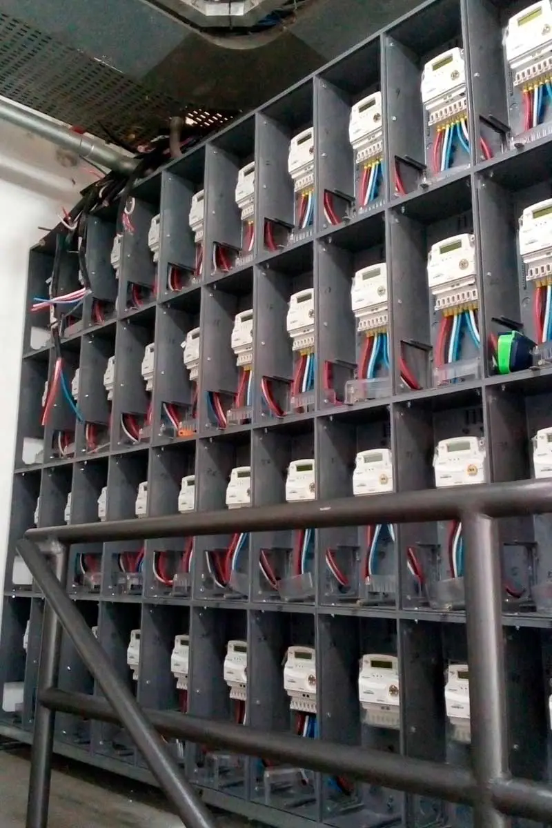 Centro de medição e instalação elétrica